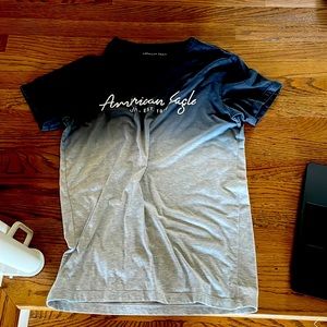 American eagle short sleeve shirt